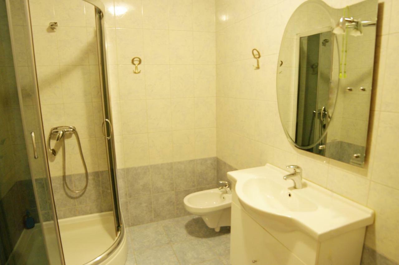 Apartments Cezar Vinkuran Buitenkant foto